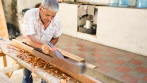 Carpenter in action, Santa Tecla, El Salvador