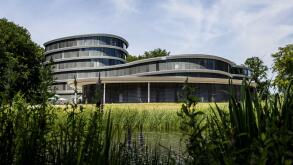 DRIEBERGEN - Exterior of Triodos Bank's head office. ANP REMKO DE WAAL netherlands out - belgium out
