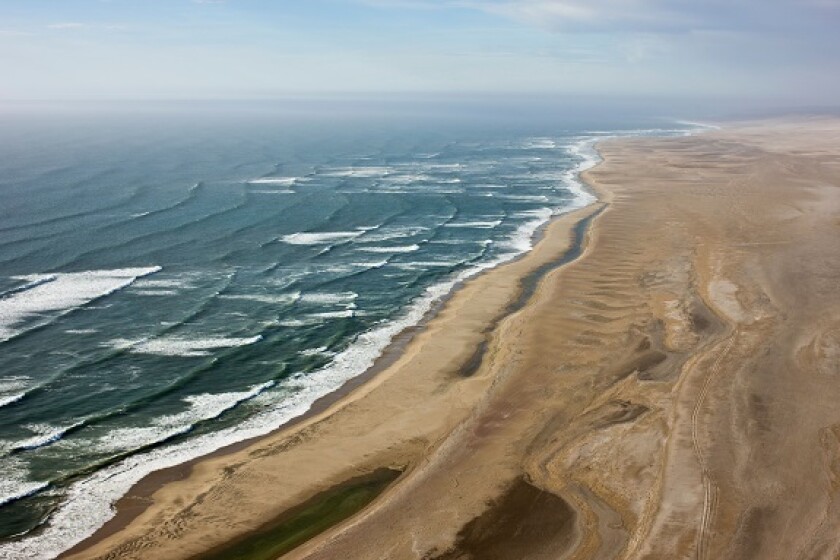 Namibia Skeleton Coast from Alamy 8Nov22 575x375