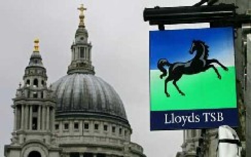 lloyds-1362135c.jpg