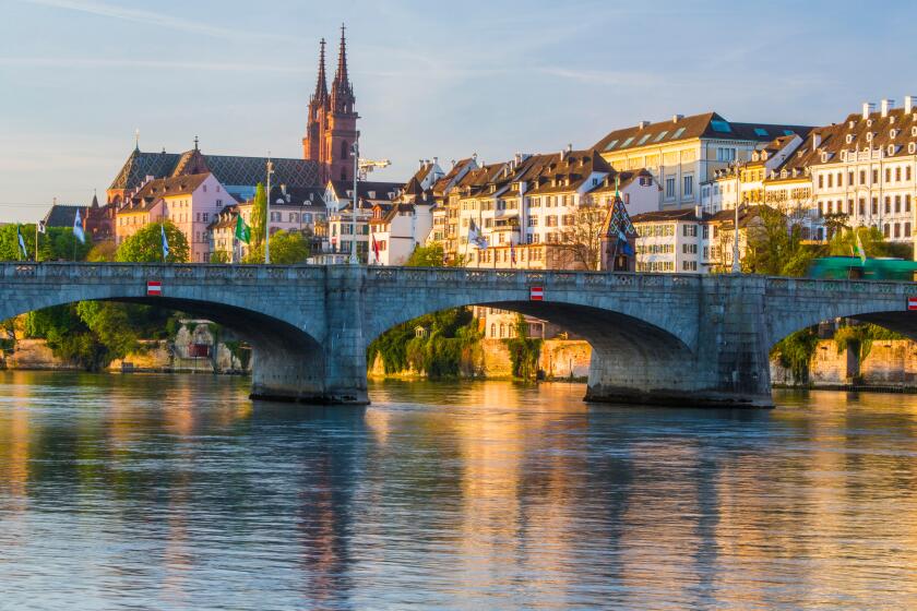 Rhine, Basel, Basle, Rhine, spring, river, flow, body of water, water, ship, boat, ships, boats, town, city, canton, BS, Basel S