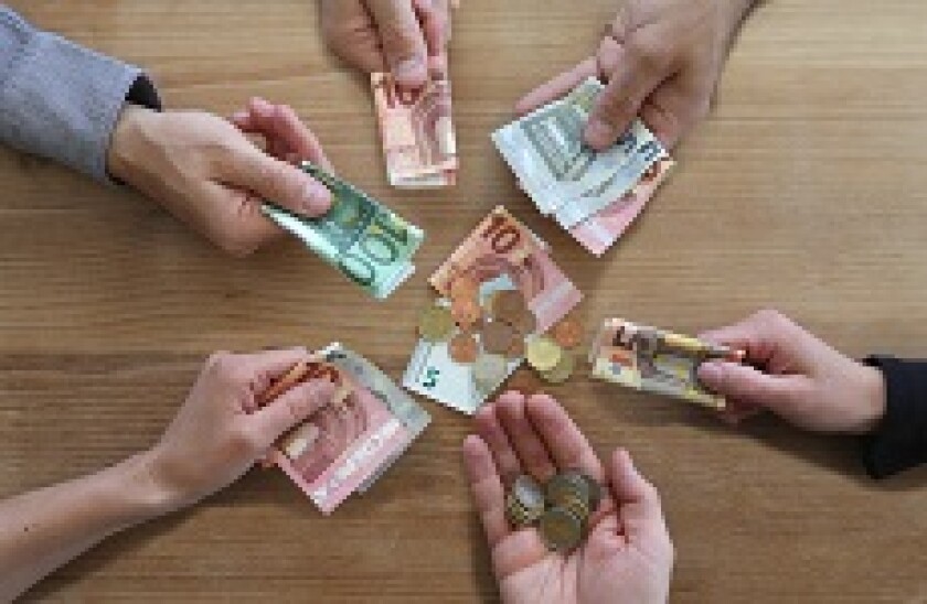 euros_Fotolia_230x150