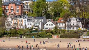Germany, Hamburg, Ovelgonne area, the Elbe river with its beaches