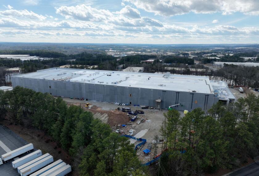 February 7, 2024: An aerial photograph shows the construction site of one of five data centers that DataBank operates in Atlanta. (Credit Image: © Hyosub Shin/The Atlanta Journal-Constitution via ZUMA Press Wire)