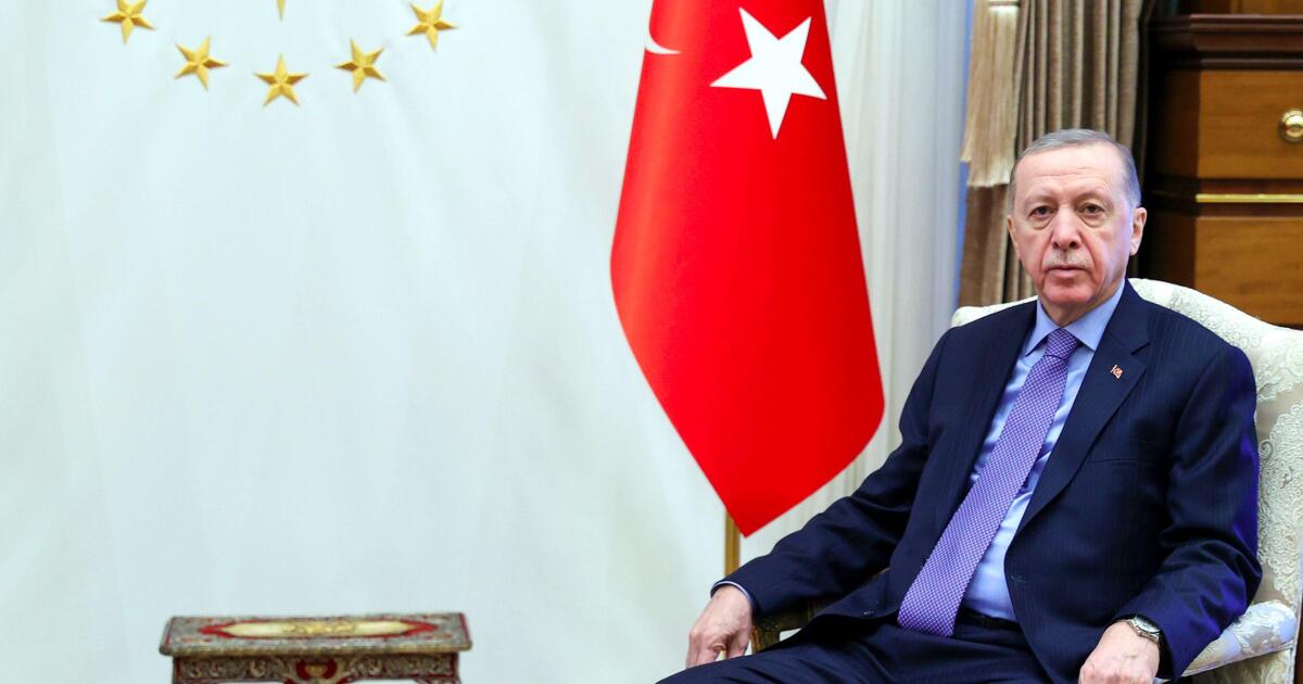 Turkey breaks bond size record Turkey breaks bond size record