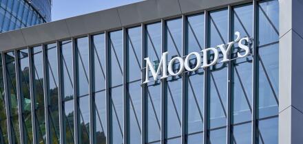 Moody's logo on new office building