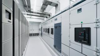 Datacenter for storing large amounts of data, and is an important hub for the internet. APU installation, emergency power unit