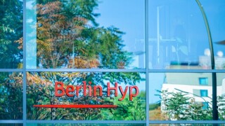 Berlin_Hyp_Alamy_575x375_150421