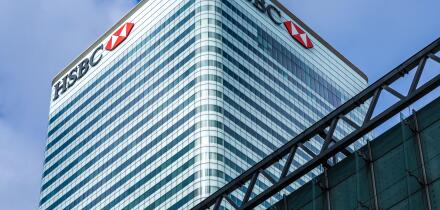 HSBC tower Canary Wharf - the HSBC tower with other financial services buildings in London's Canary Wharf development. Architect Norman Foster 2003.