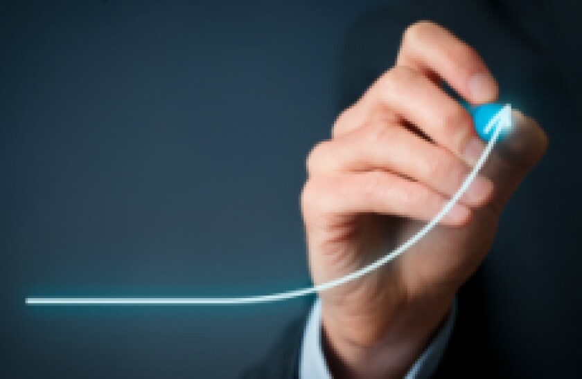 increase volumes graph profit fotolia