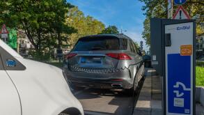 E-cars at charging station loading battery, Stuttgart, Baden Wurttemberg, Southern Germany, Europe