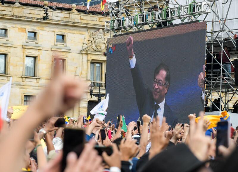 Bogota, Colombia. 7th Aug, 2022. First arrival of the president Gustavo Petro in Plaza Bolivar. Thousands of people have gathered in the Plaza Bolivar, in Bogota, Colombia. They did it to witness the 60th change of president in the history of the Latin Am