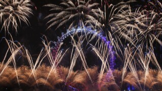 New Year fireworks London alamy_3Jan2023
