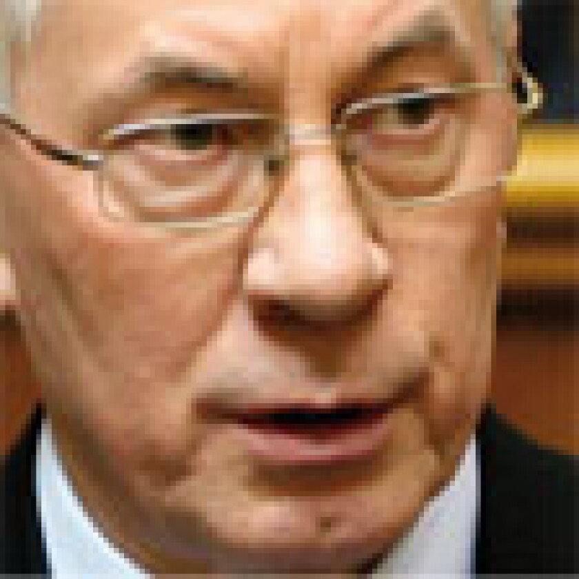 2-azarov.jpg