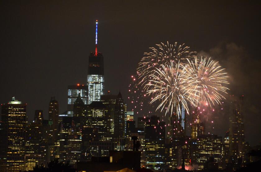 fourth of july fireworks manhattan new york 2015 freedom tower