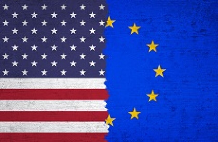 US_ Europe_flag_Fotolia_230x150