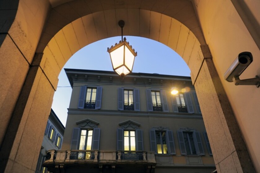 Mediobanca HQ Milan from Alamy 15Sep25 575x375.jpg