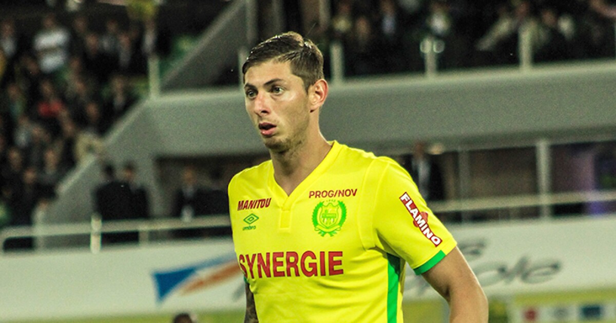 Lloyd S Insures Missing Cardiff City Footballer For 16mn