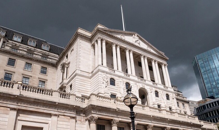 Bank of England cloudy from alamy 3Feb22 575x375