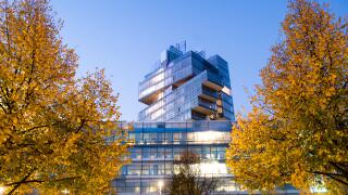Hanover, Lower Saxony. 10th Oct, 2018. The NordLB headquarters, taken early in the morning. The future of the Norddeutsche Landesbank is to be the subject of the budget committee in Lower Saxony's state parliament on Wednesday. Credit: Julian Stratenschul