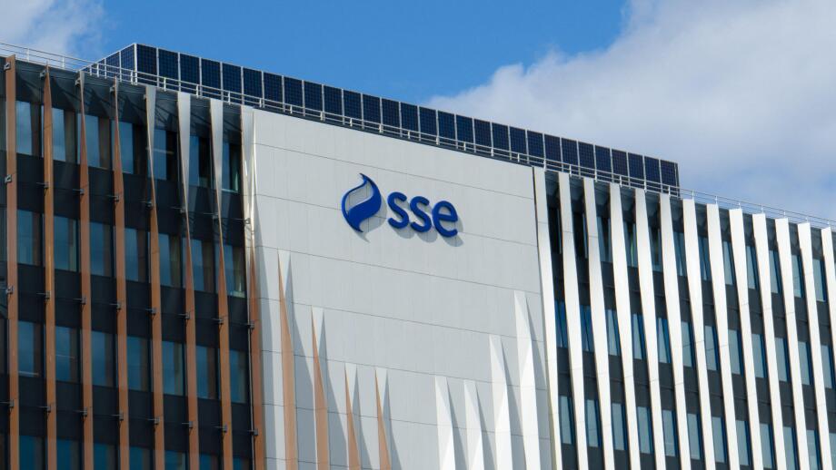 SSE plc logo on the side of their Reading offices.