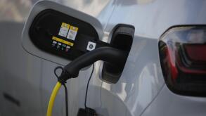 Rome, Italy. 08th Apr, 2022. Rome, Italy - 08.04 2022: ELECTRIC CHARGING COLUMNS POINTS ABB FORMULA E, FIA WORLD CHAMPIONSHIP 2022 ROME E-PRIX RACE in EUR Rome on April 2022 Credit: Independent Photo Agency/Alamy Live News