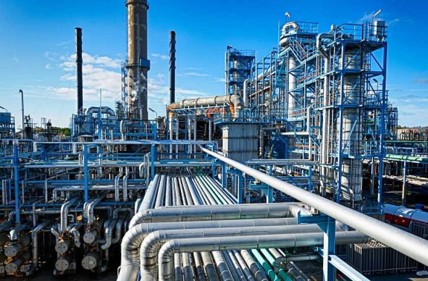 Gas refinery from Alamy 23Jan23 575x375