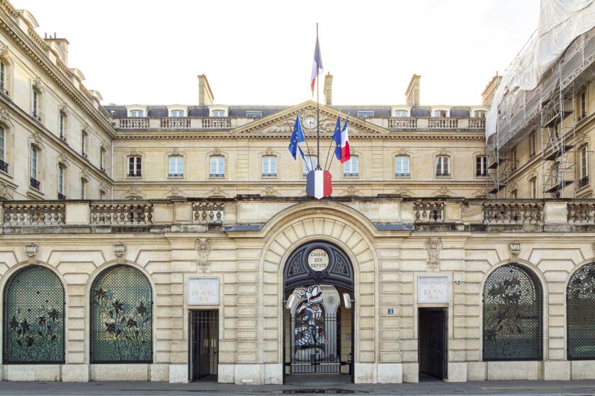 France, Paris, Caisse des Depots et Consignations, quai Anatole France