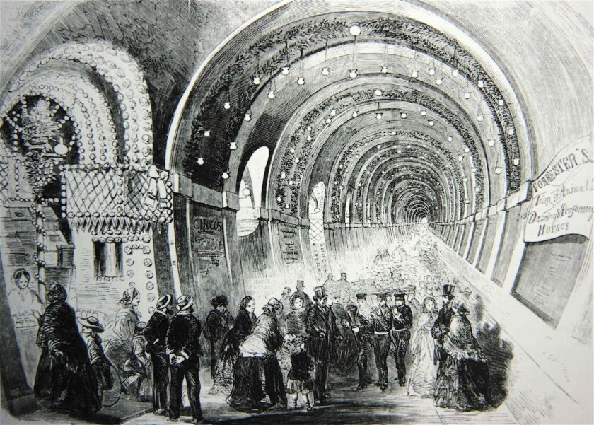 london tunnel alamy.jpg