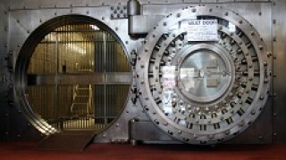 Bank vault_230px