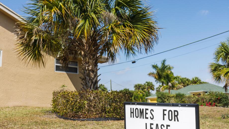 Florida,Saint St. Lucie County,Port St. Saint Lucie,house home houses homes residence,homes houses,single family home,property,economy,economic crisis