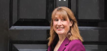 London, UK. 29th Oct, 2025. Rachel Reeves, Chancellor of the Exchequer, exits 11 Downing Street for PMQs this morning. Credit: Imageplotter/Alamy Live News