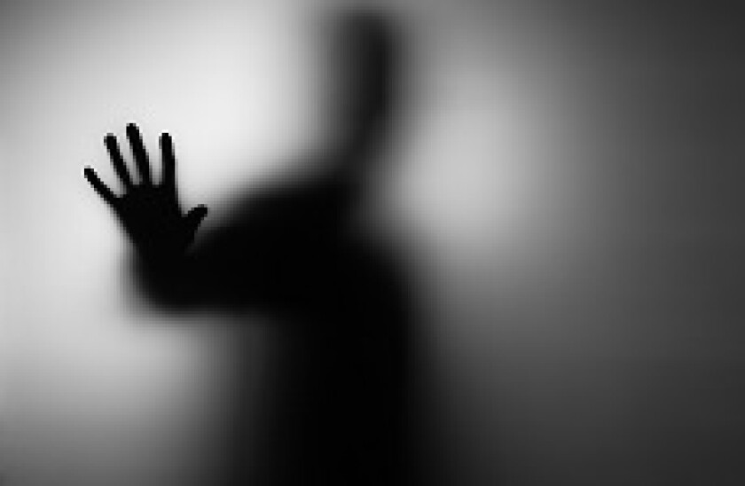 Ghost_Phantom_Shadow_Fotolia_230x150