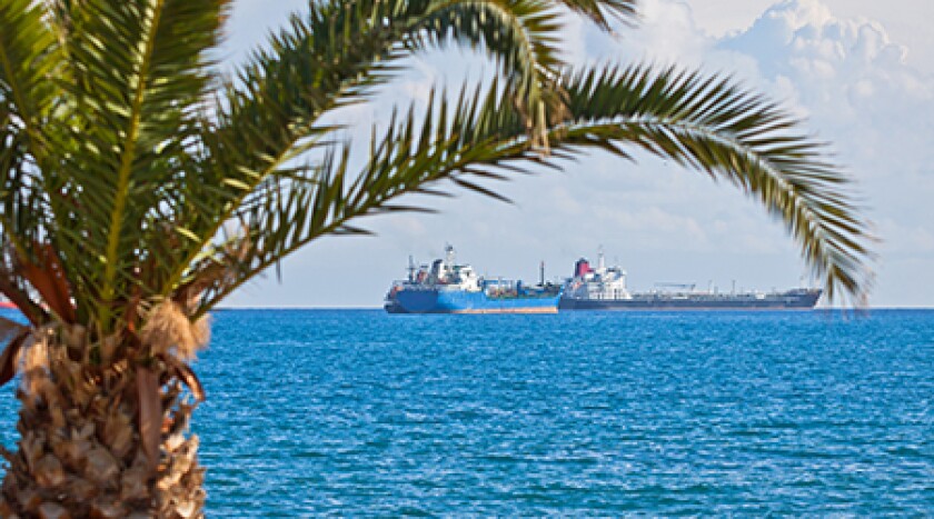 Oil Rig2_Fotolia_450x250