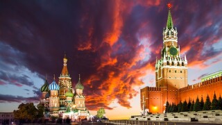 red_square_Sunset_adobe_575x375.jpg