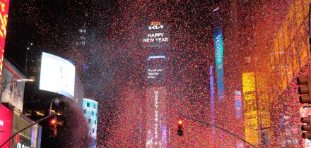 New York, United States. 01st Jan, 2026. A crowd of revelers celebrate under falling confetti after the New Year's Eve ball drop marked the start of 2026. Crowds gathered in Times Square, Manhattan, New York City to observe the New Year's Eve ball drop us