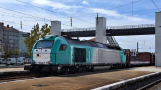 alpha trains;freight carrier;diesel-electric;class 335;entroncamento;portugal;