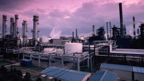 South Korea. Ulsan. Oil refinery.