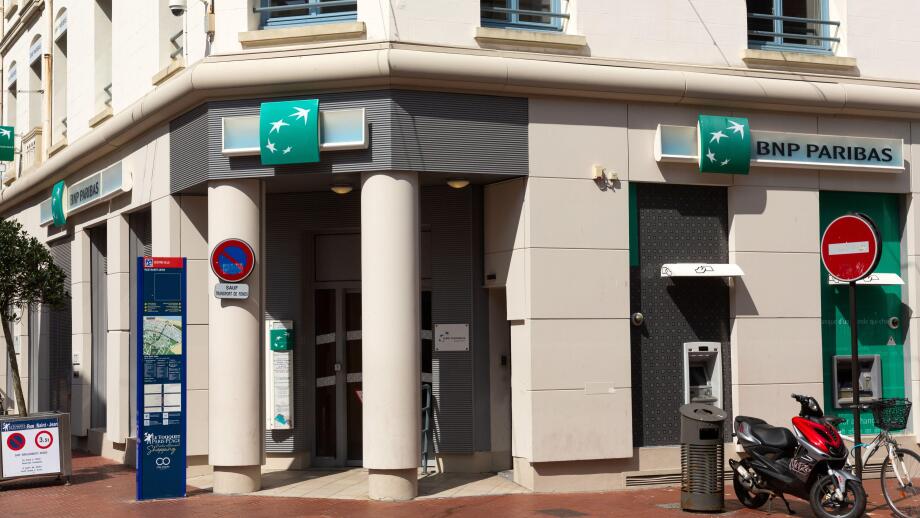 BNP PARIBAS bank in Le Touquet, France