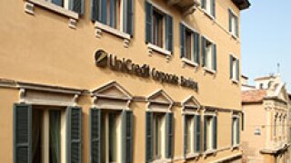 UniCredit6
