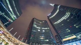 alamy 2021-05-12 unicredit tower 575x375