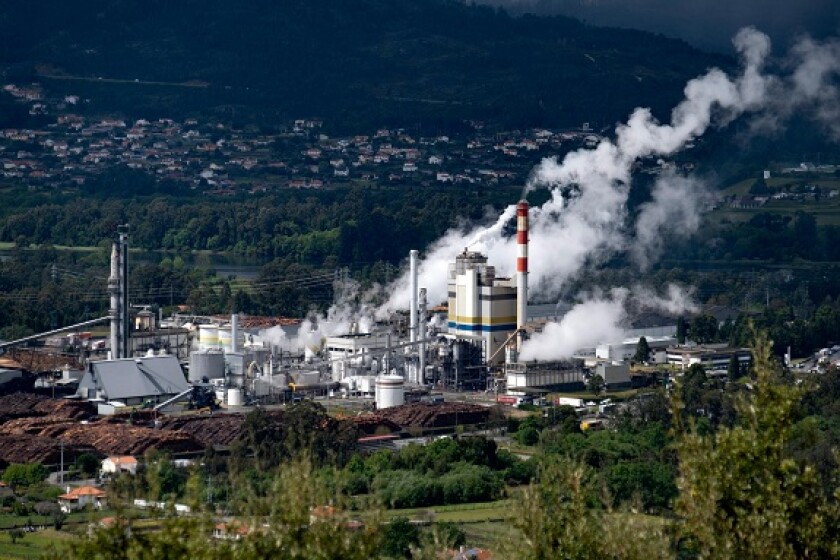 Factory pollution transition from Alamy 4Nov21 575x375