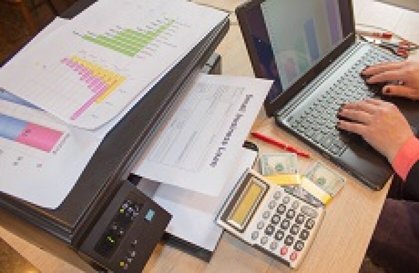 Graphs_finance_figures_Fotolia_230x150