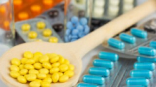 Pills_medicine_230px