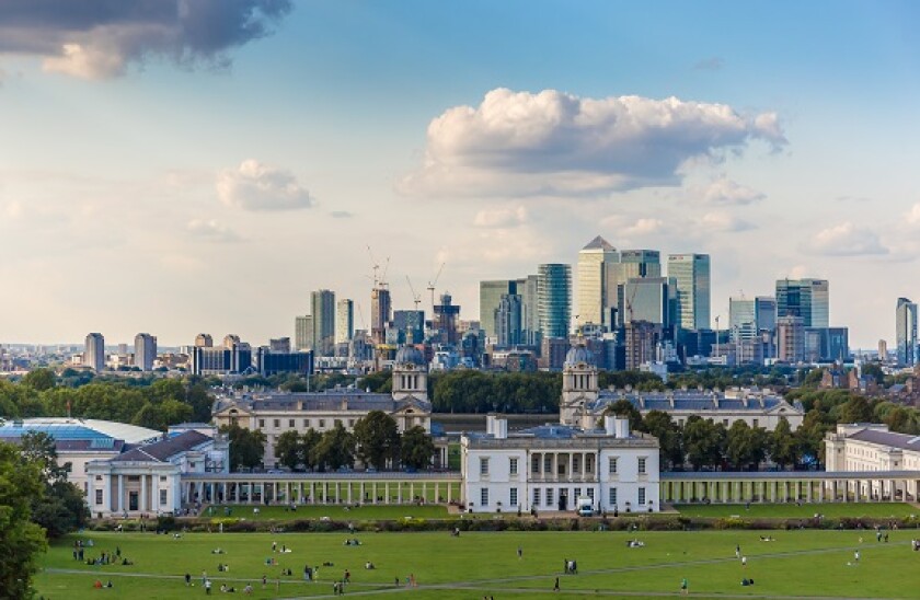 canary_Wharf_summer_Adobe_575x375.jpg