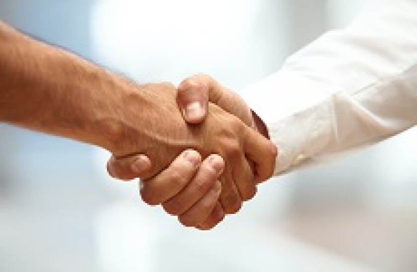 Handshake_Fotolia_230x150