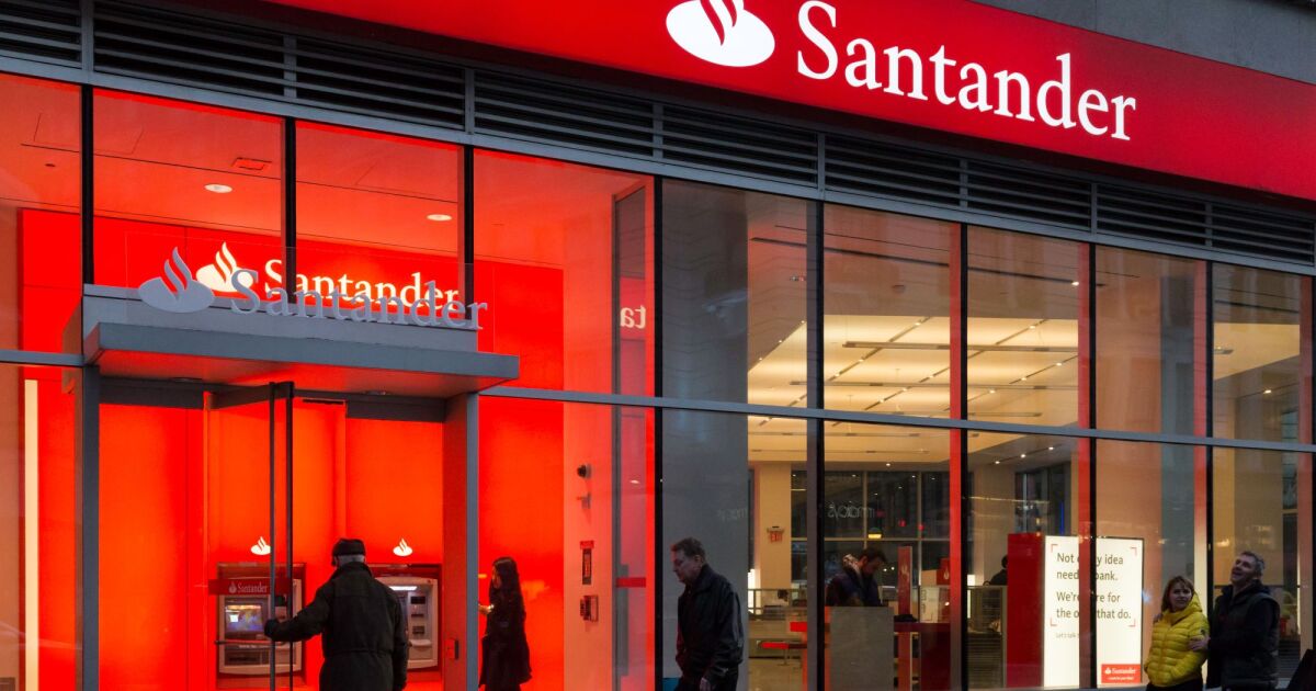 Santander eyes US gains after 250m investment