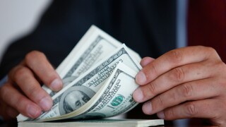 US dollars_alamy_16Aug22
