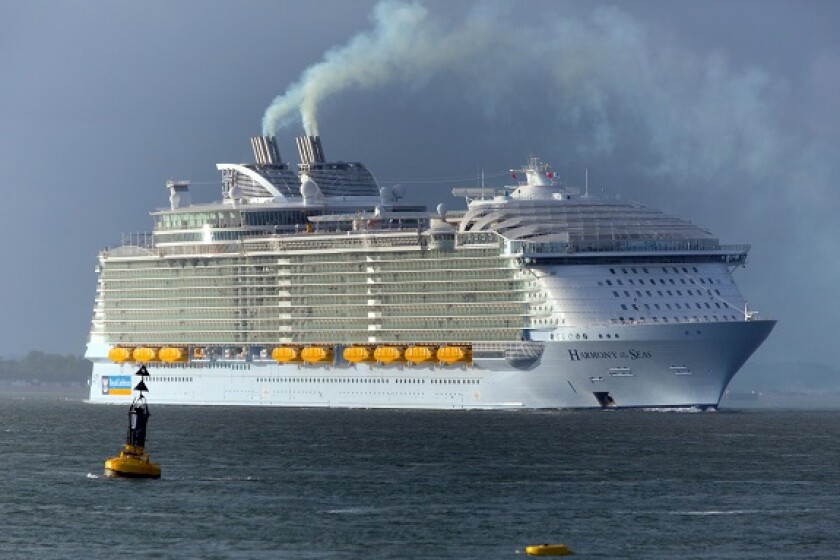 Cruise ship pollution carbon from Alamy 20Apr21 575x375