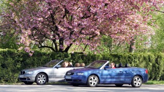 Car, Audi A4 2.0 Convertible, BMW 318 Ci Cabrio, model year 2005-, open top, standing, upholding, diagonal from the front, side